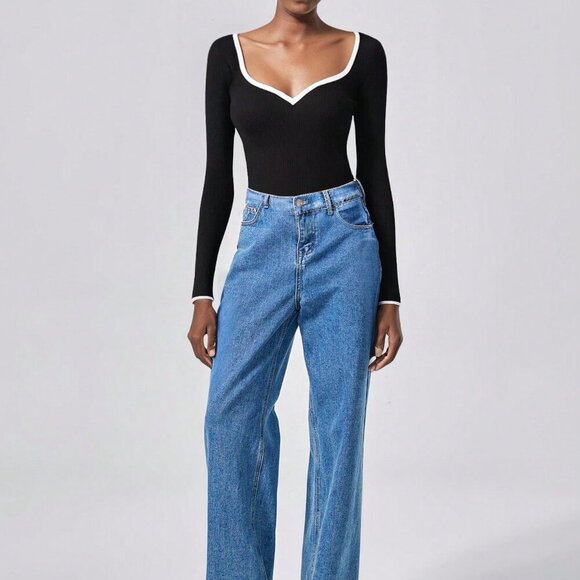 Black And White Casual Women's Contrast Binding Sweetheart Neck Sweater - Picture 3 of 6